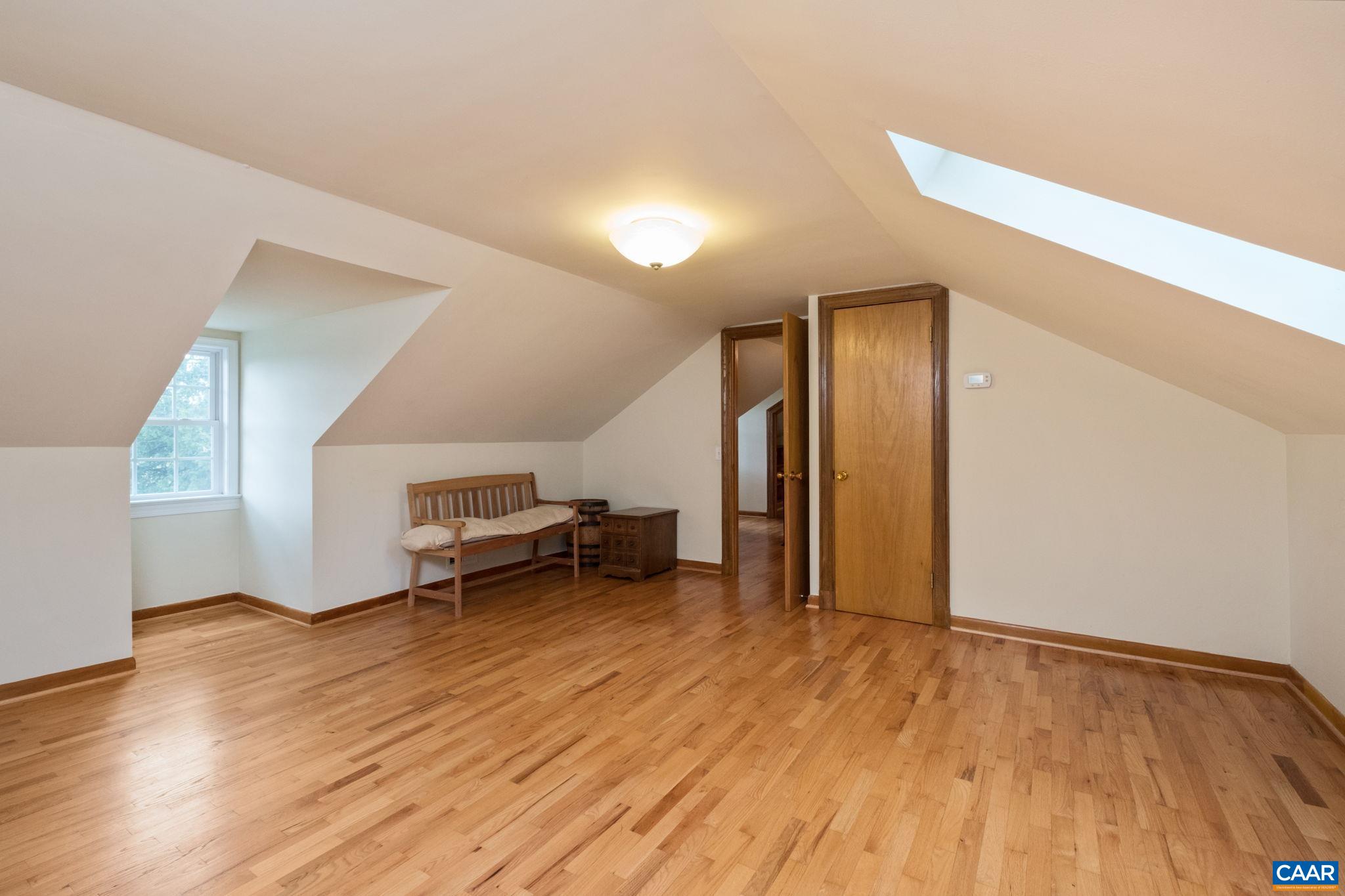 295 FAIRGROUND RD