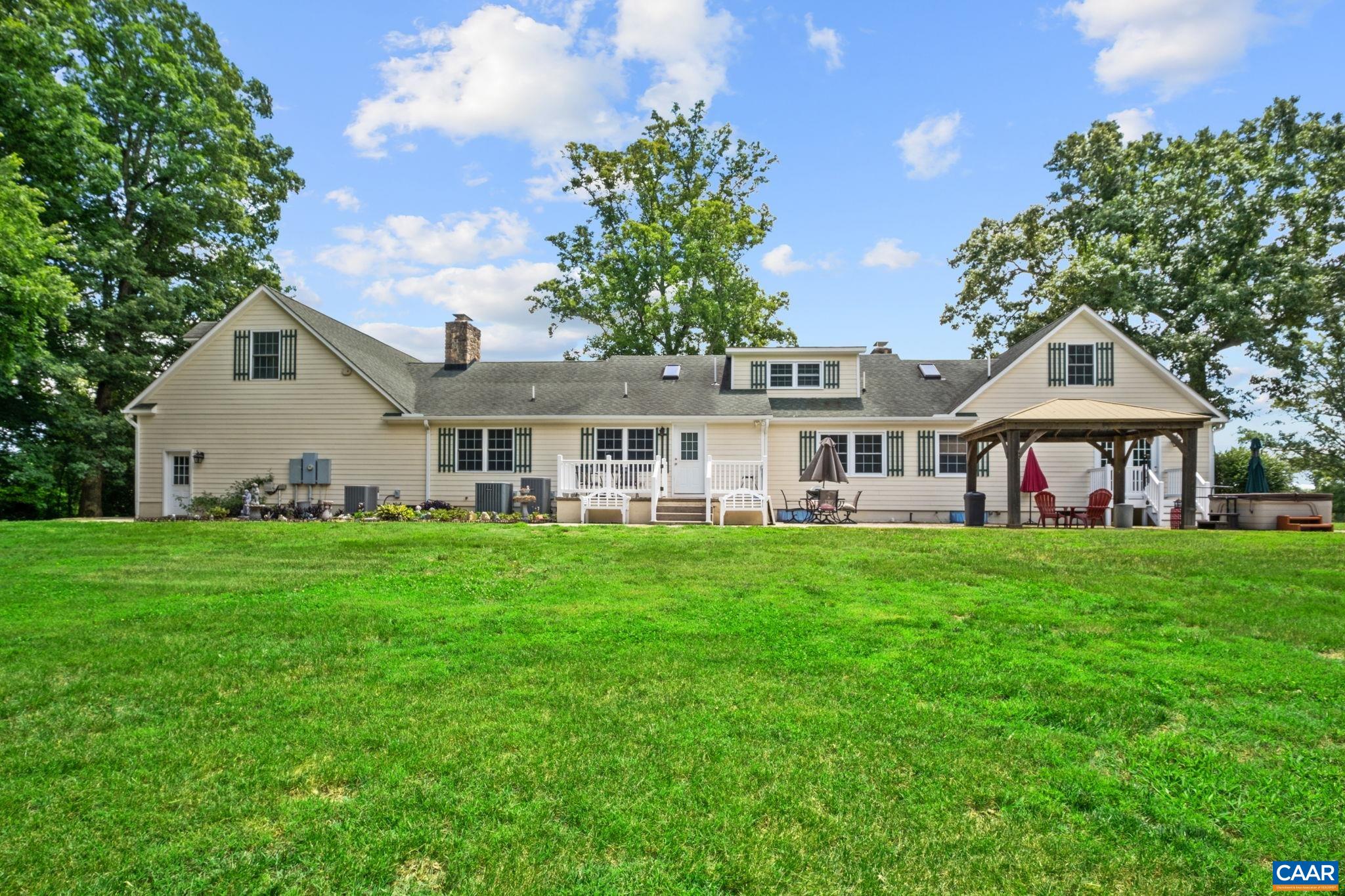 295 FAIRGROUND RD