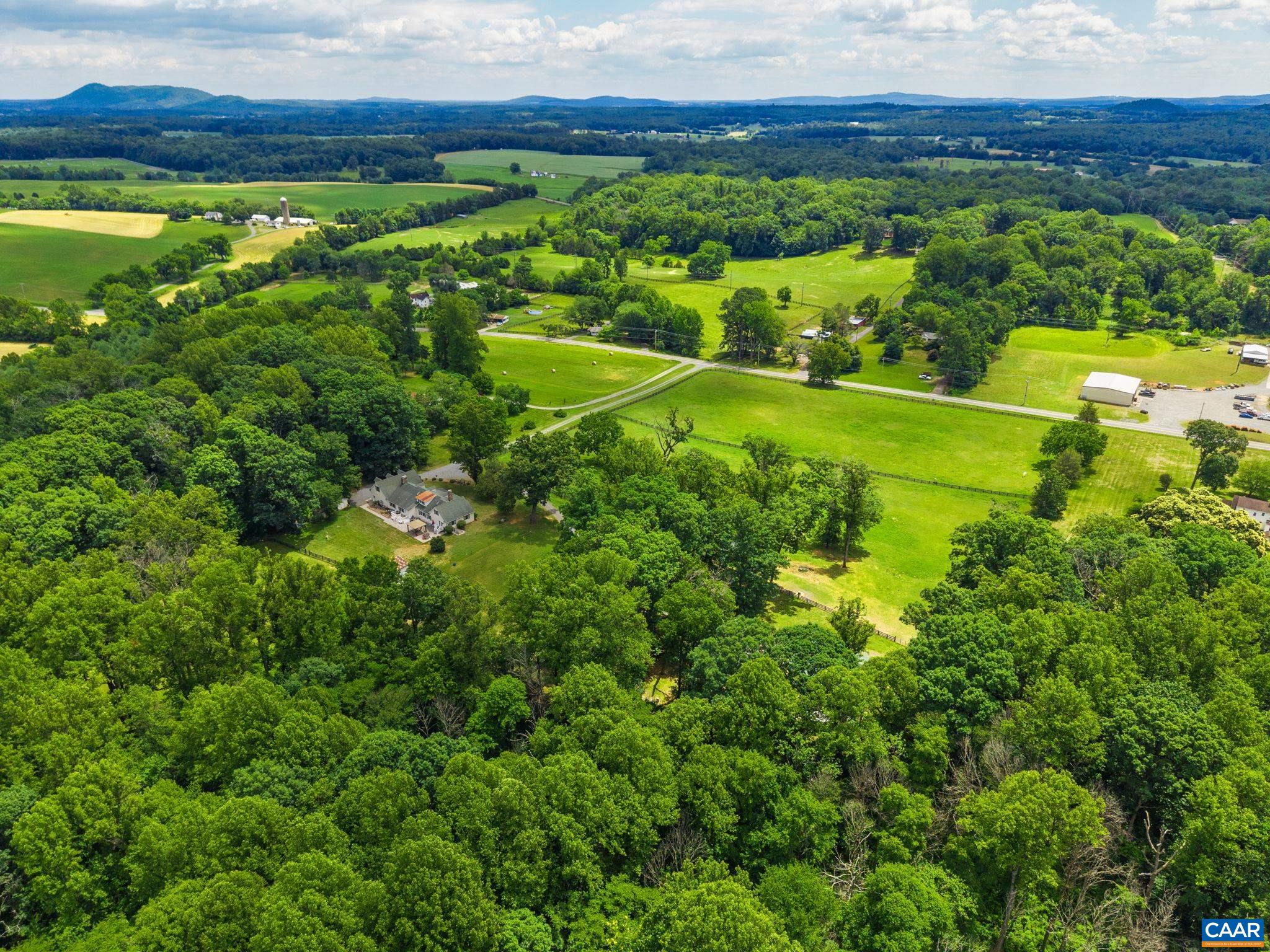 295 FAIRGROUND RD