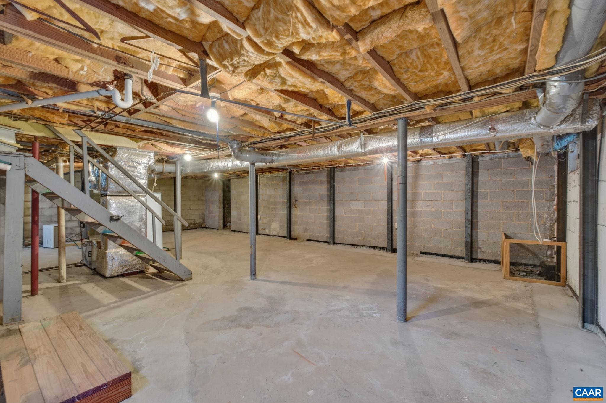 117 BUCKINGHAM CIR