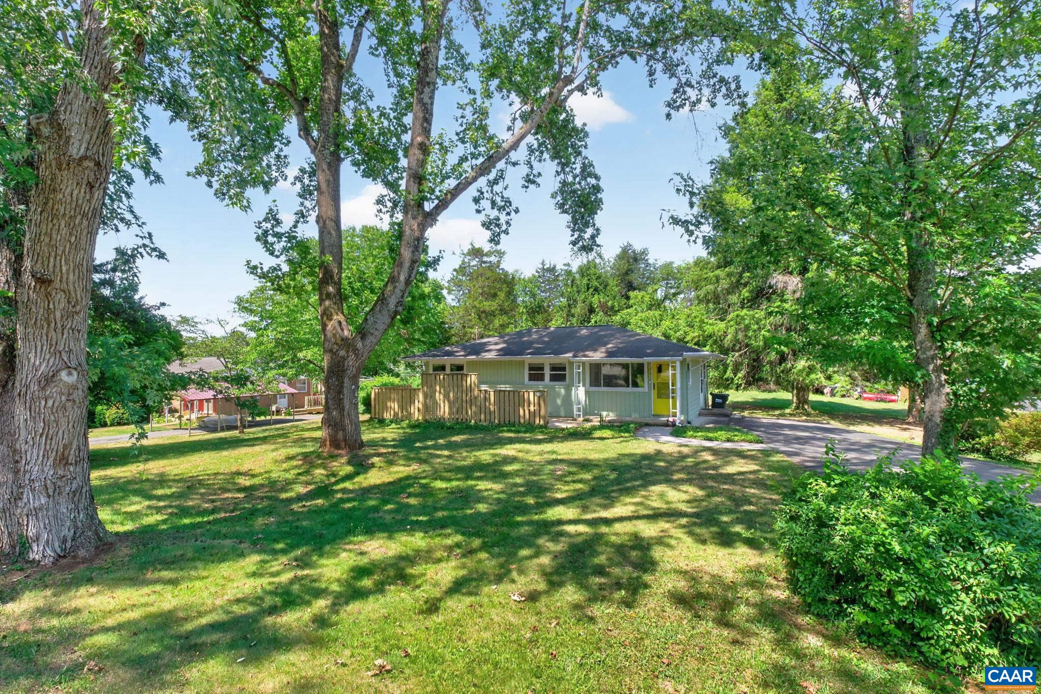 117 BUCKINGHAM CIR
