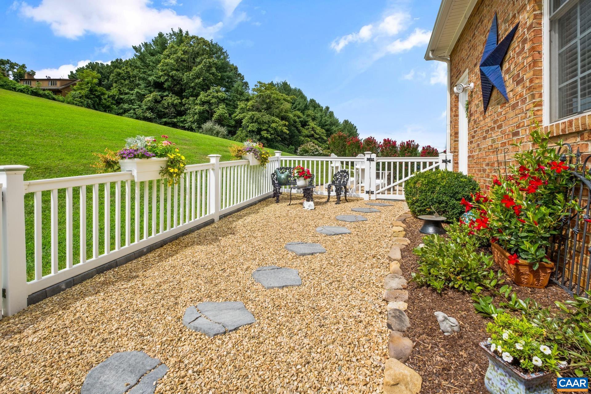 93 CEDAR CREEK LN