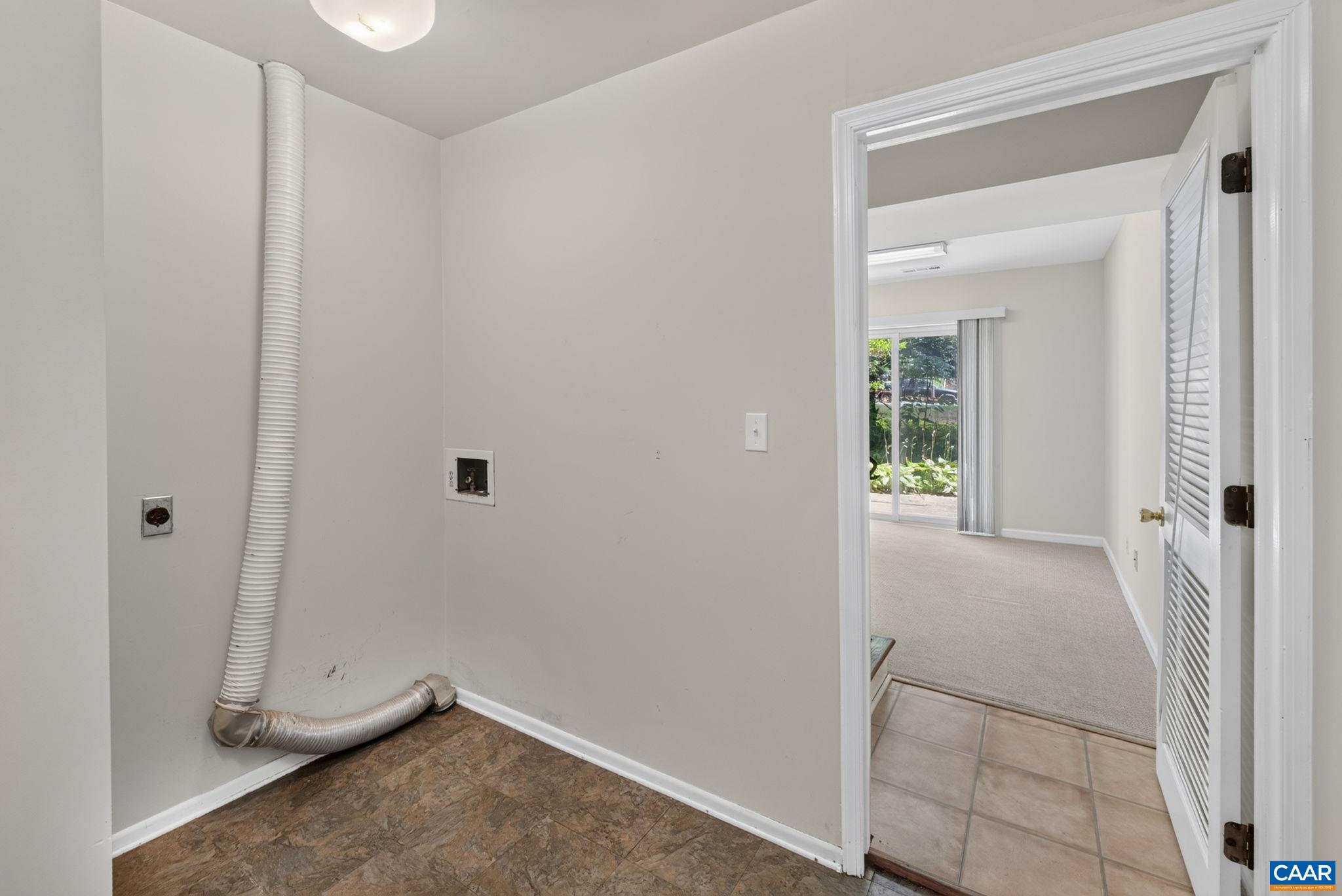 113 SCARBOROUGH PL