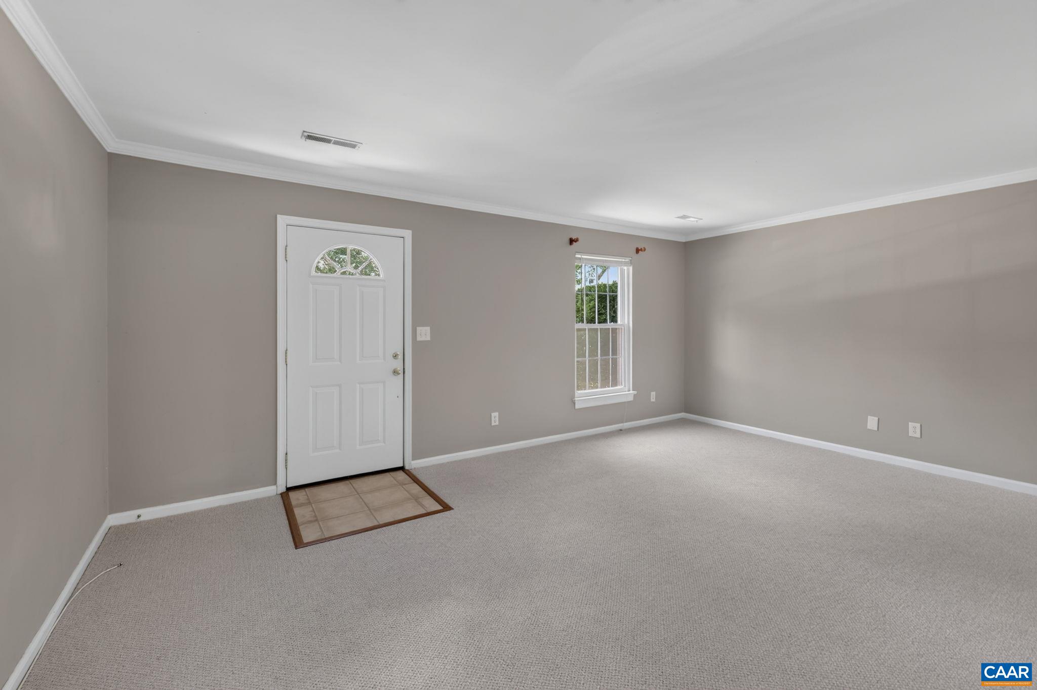113 SCARBOROUGH PL