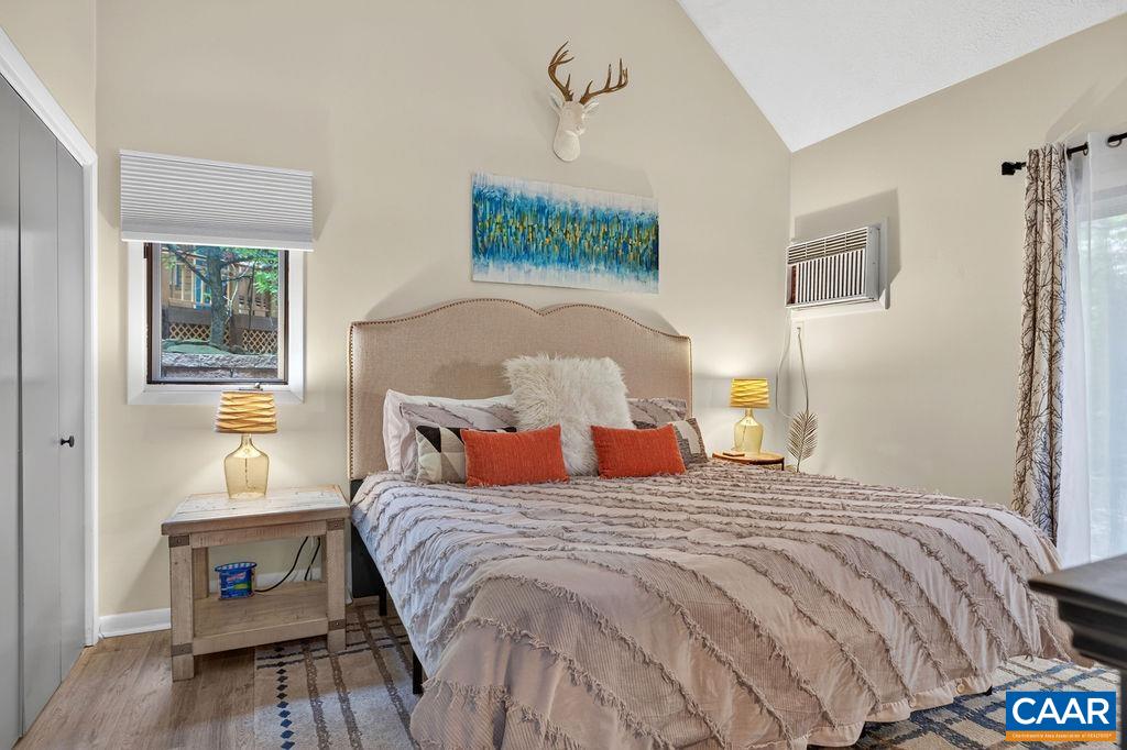 2246 TANNERS RIDGE CONDOS