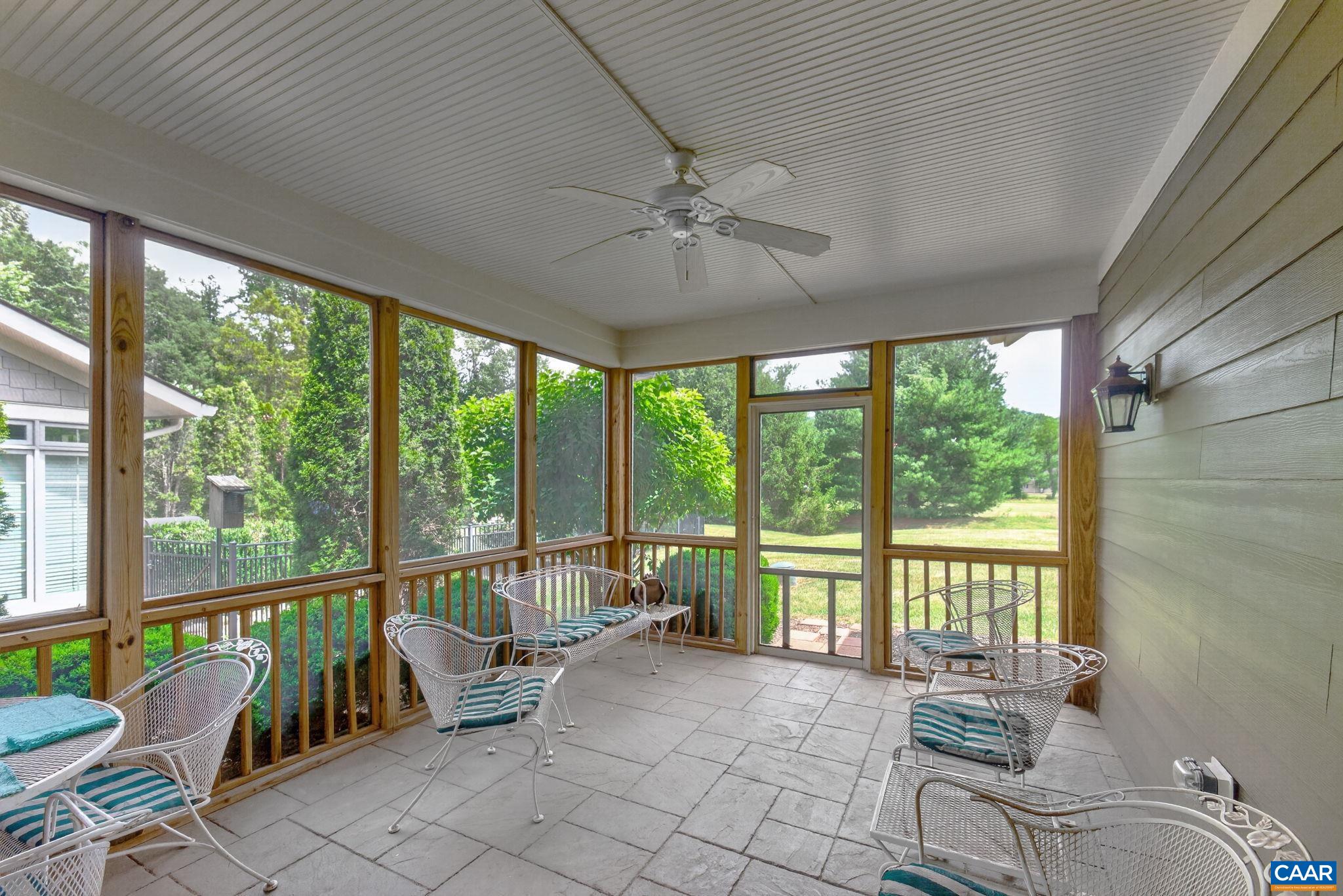85 ROSEWOOD DR