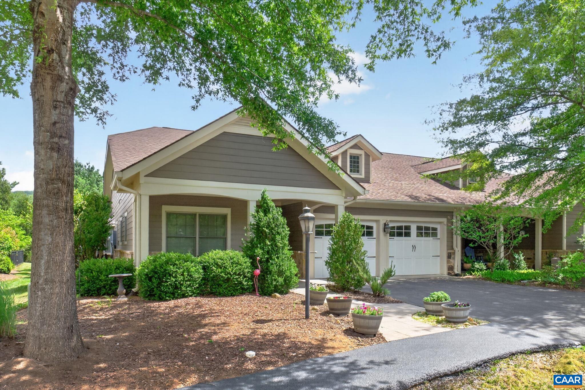 85 ROSEWOOD DR
