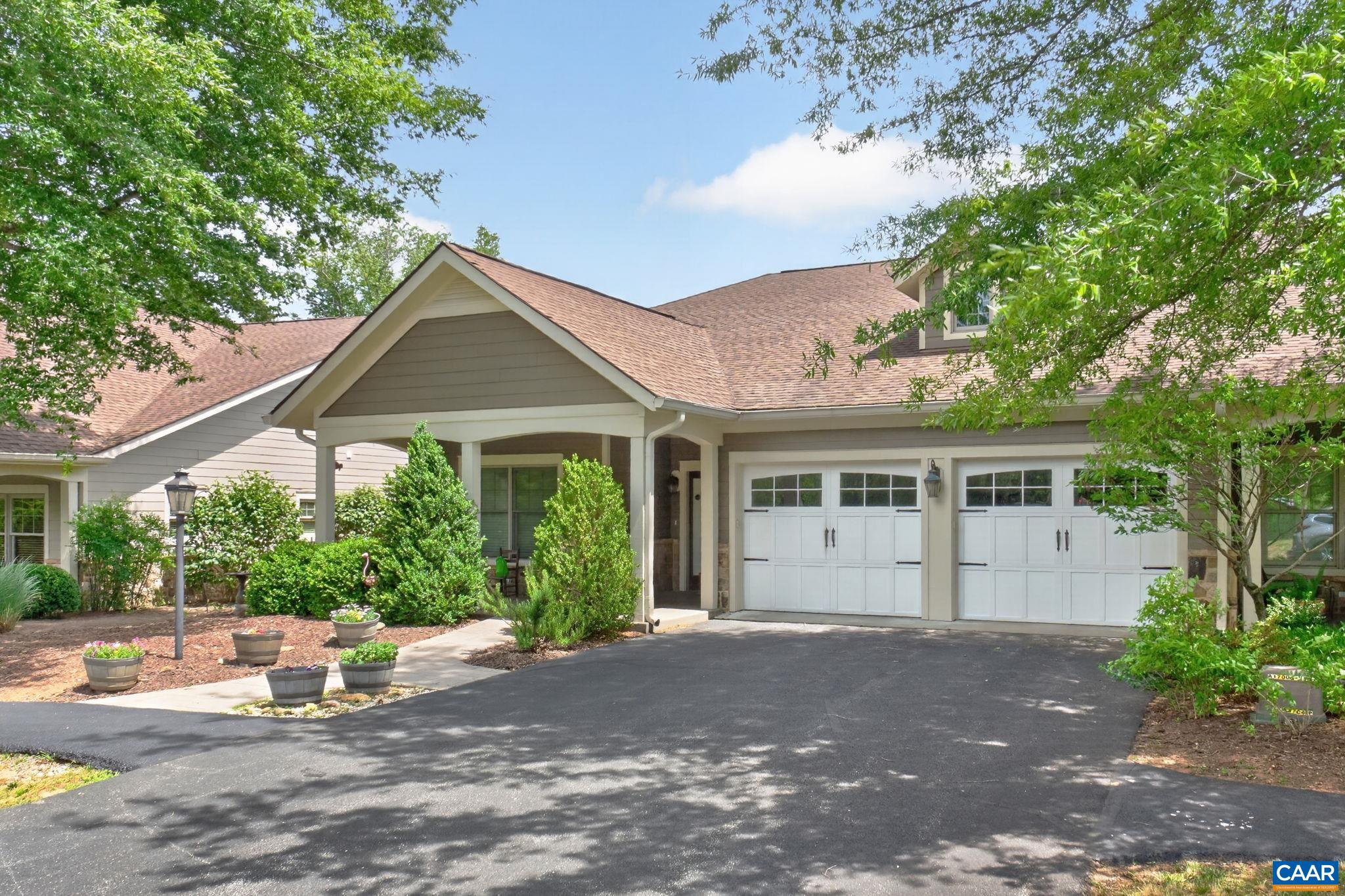 85 ROSEWOOD DR