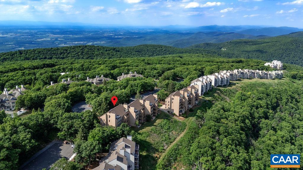 1501 CLIFFS CONDOS