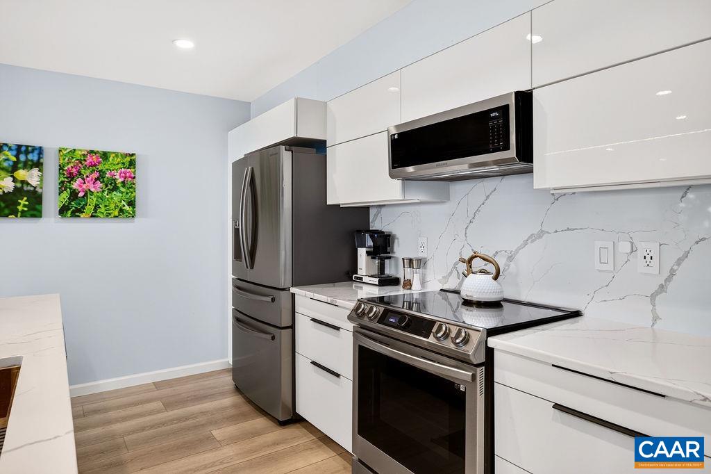 1501 CLIFFS CONDOS