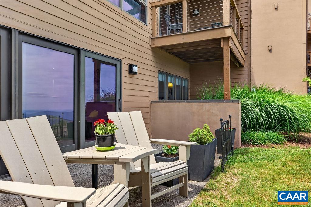 1501 CLIFFS CONDOS