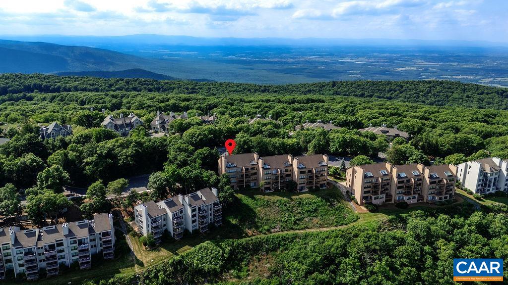 1501 CLIFFS CONDOS