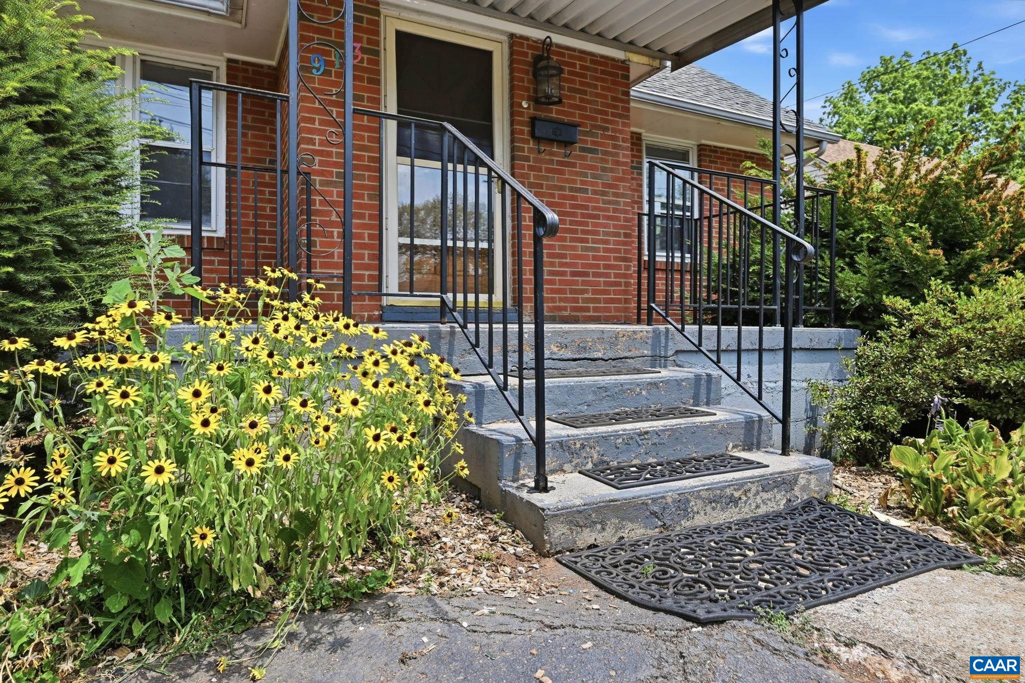 913 DRUID AVE