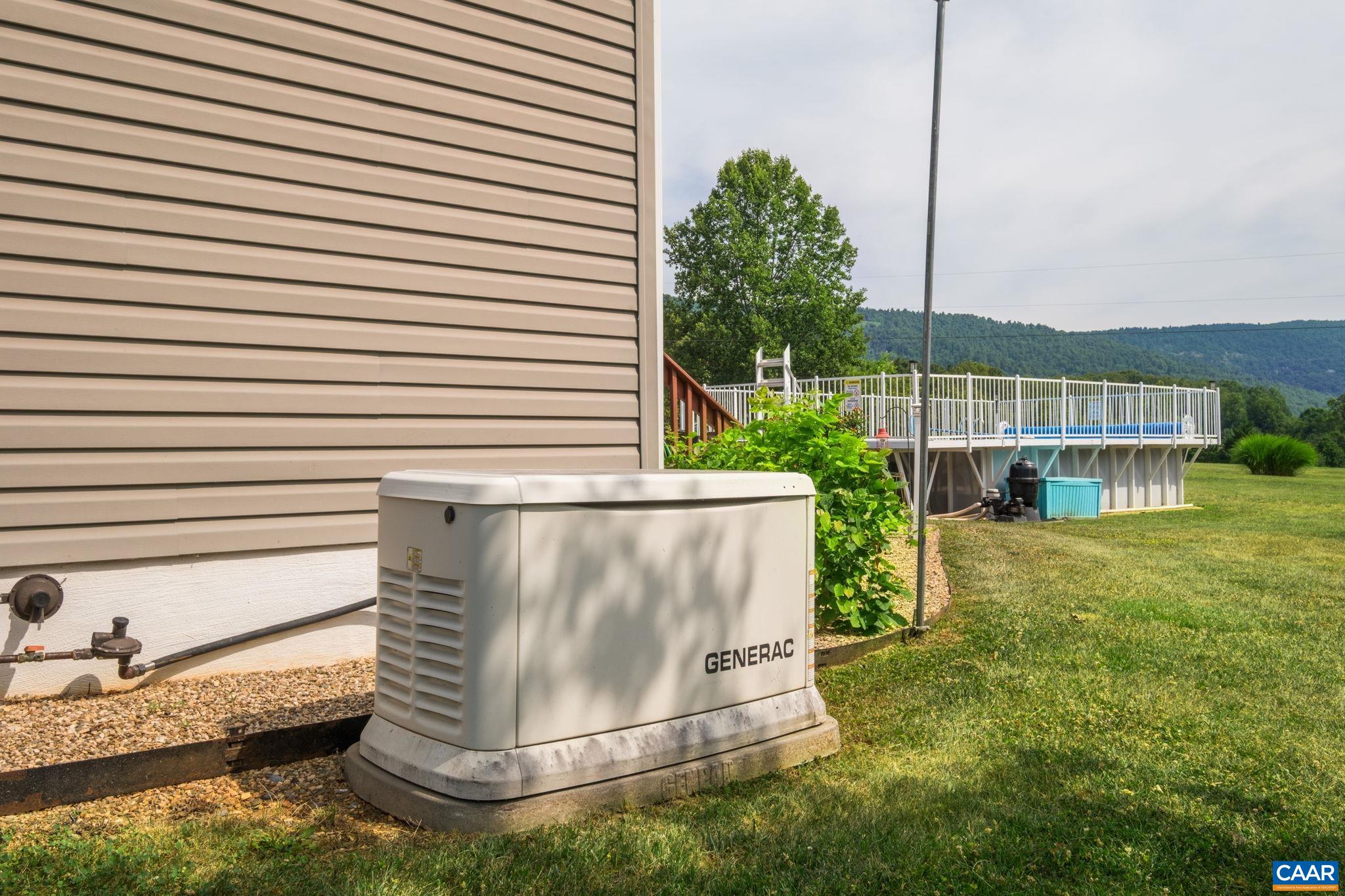 158 APPLE LN