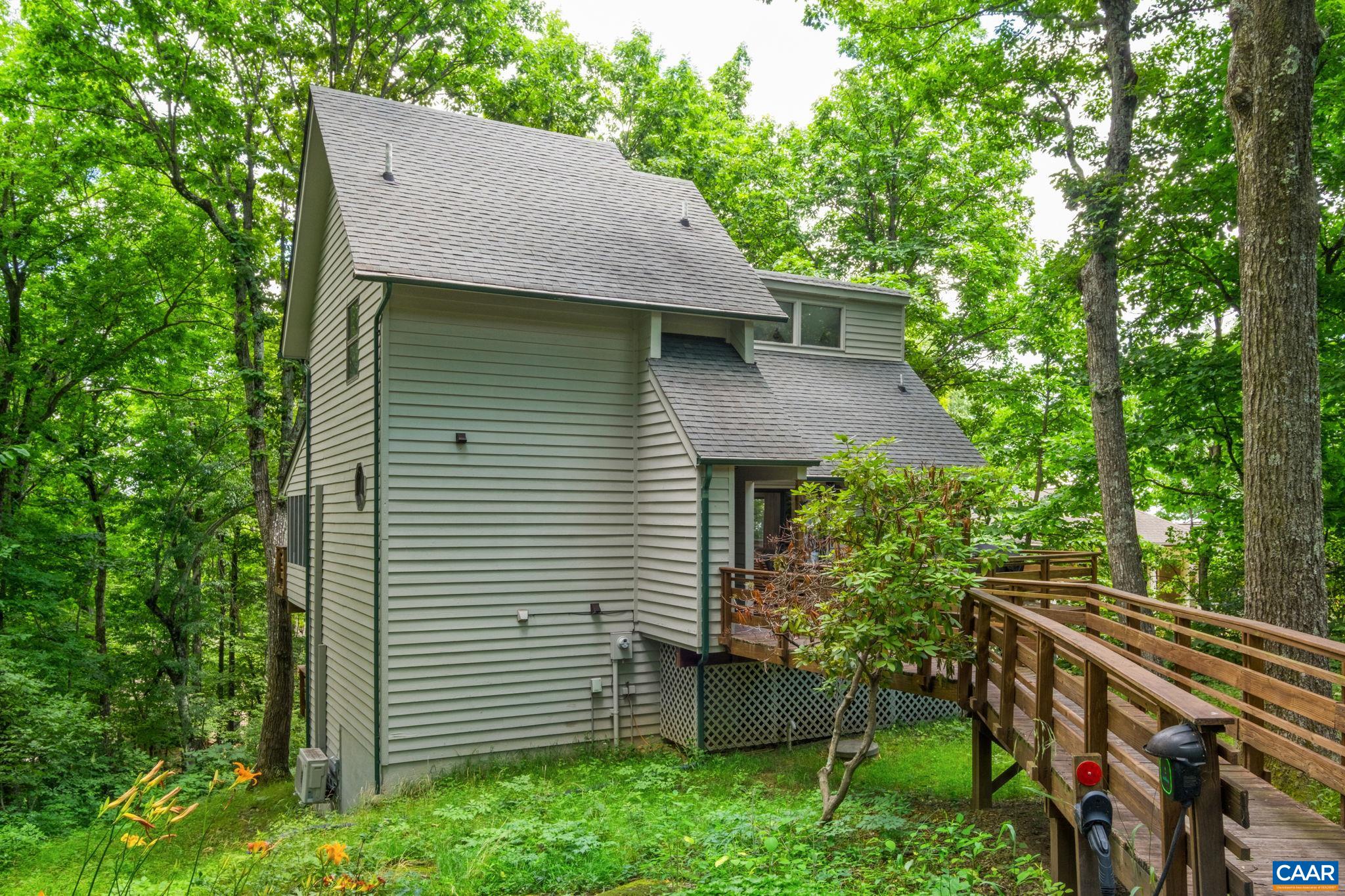 93 VALLEY VIEW LN