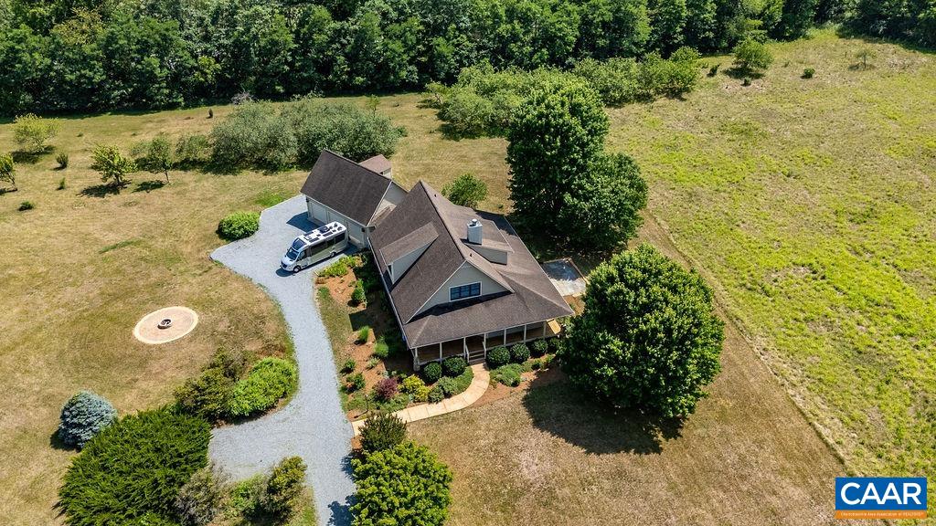 450 PHILLIPS LN