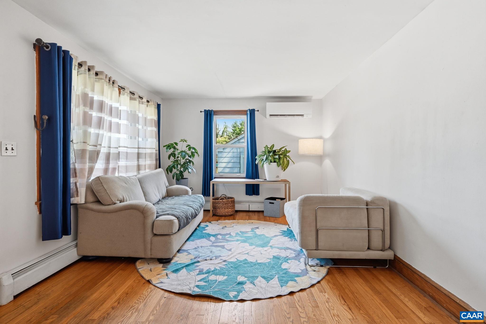 1208 CHERRY AVE
