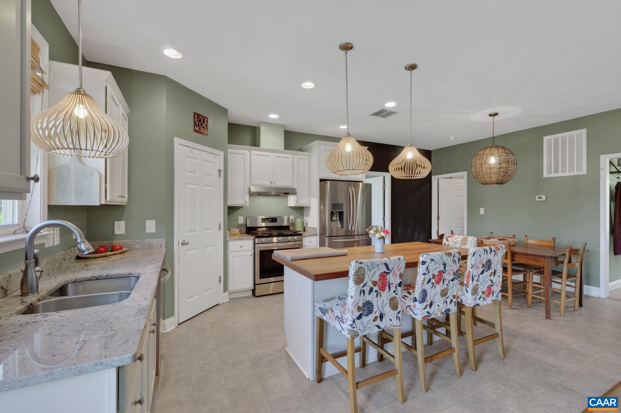 631 BUCK MOUNTAIN RD