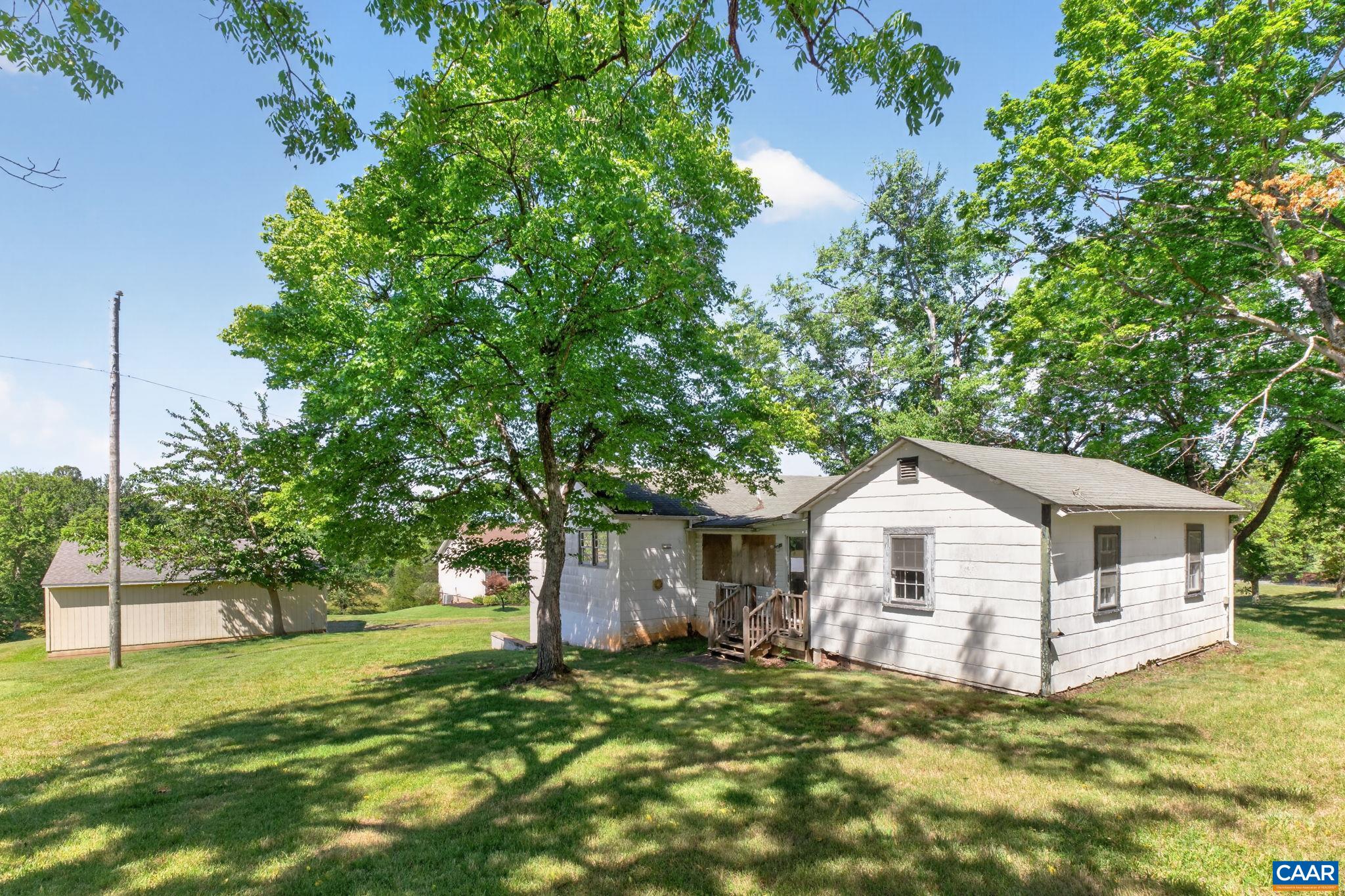 631 BUCK MOUNTAIN RD
