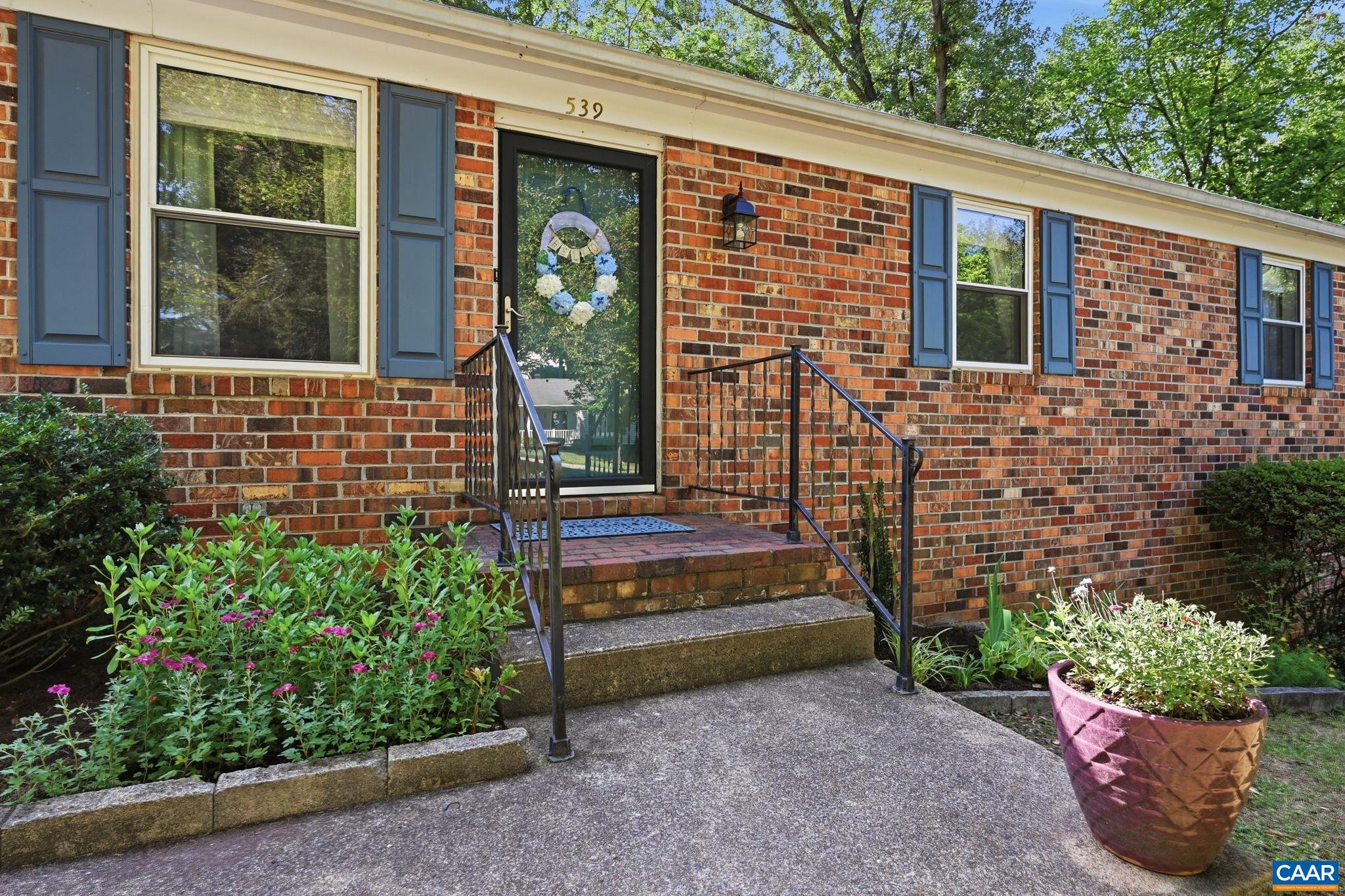 539 WOODMONT DR