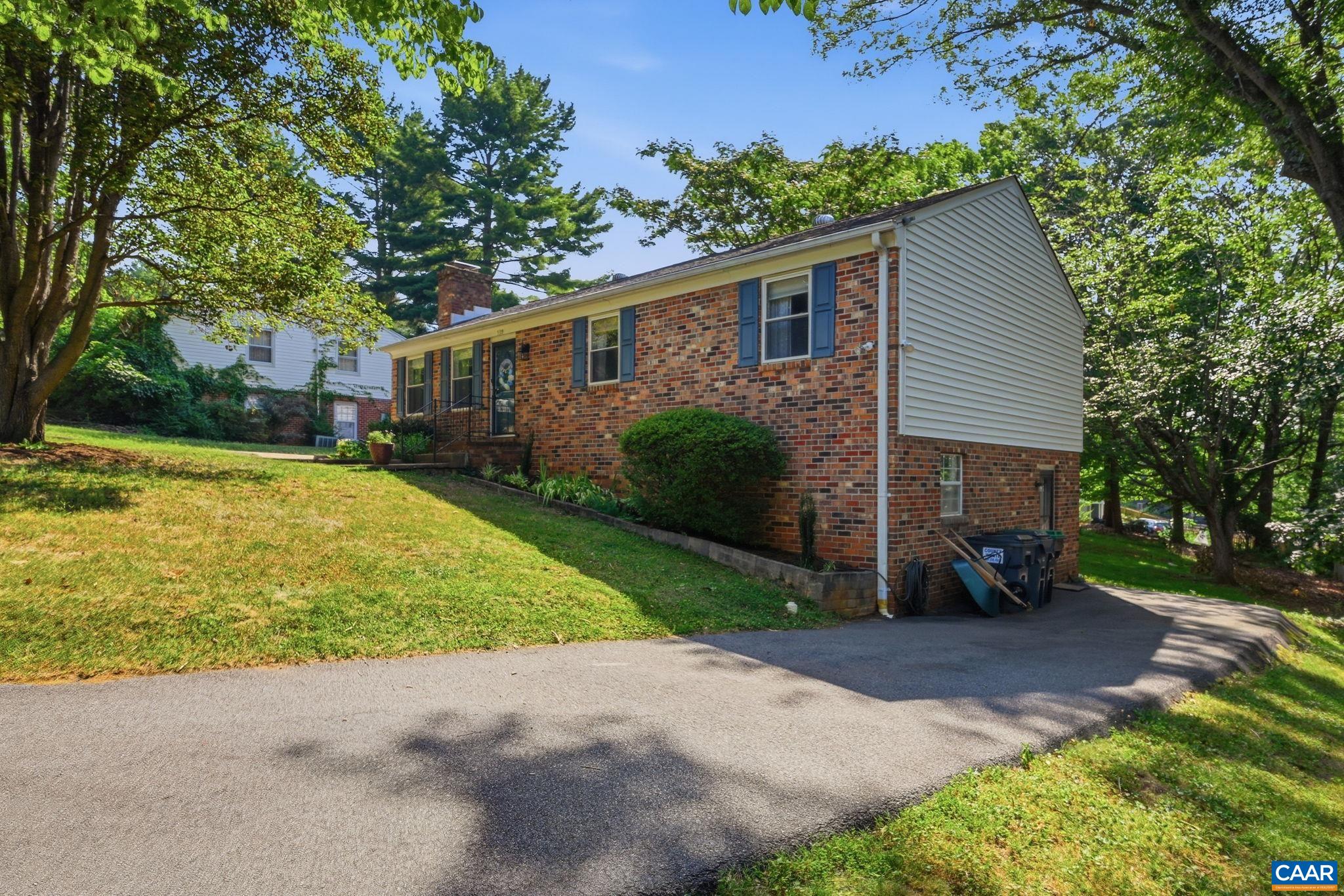 539 WOODMONT DR