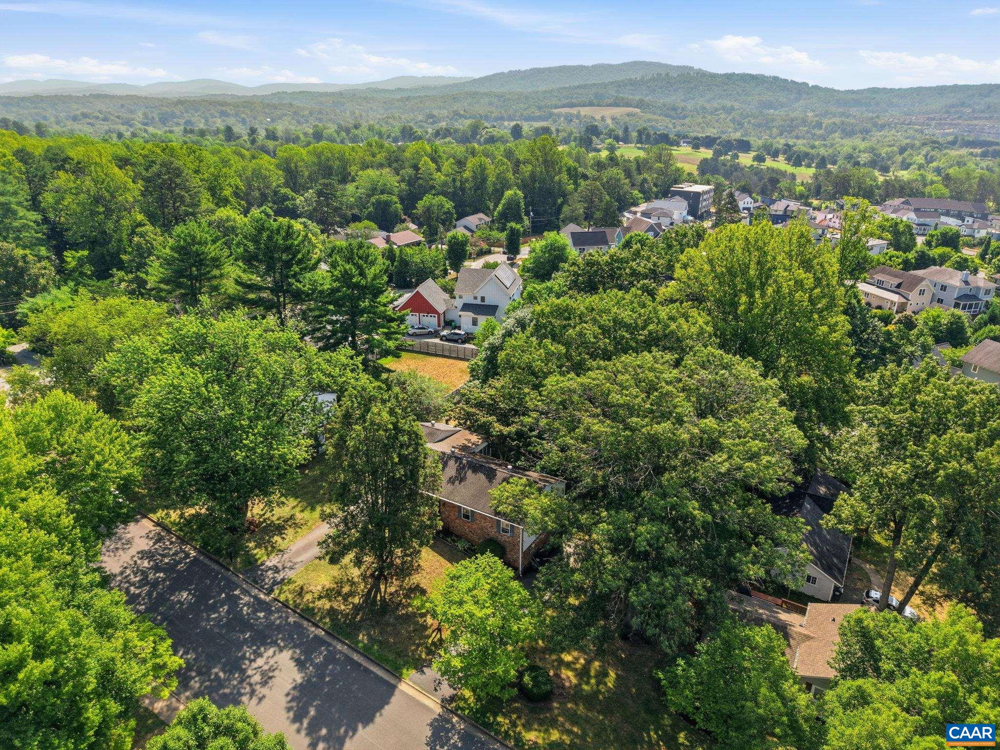539 WOODMONT DR