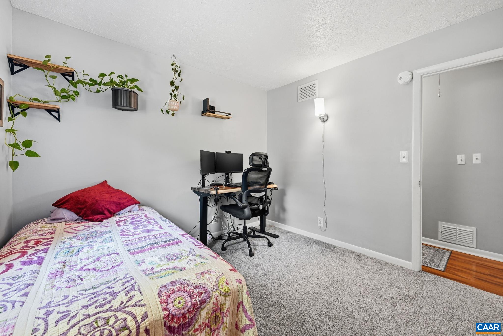 539 WOODMONT DR