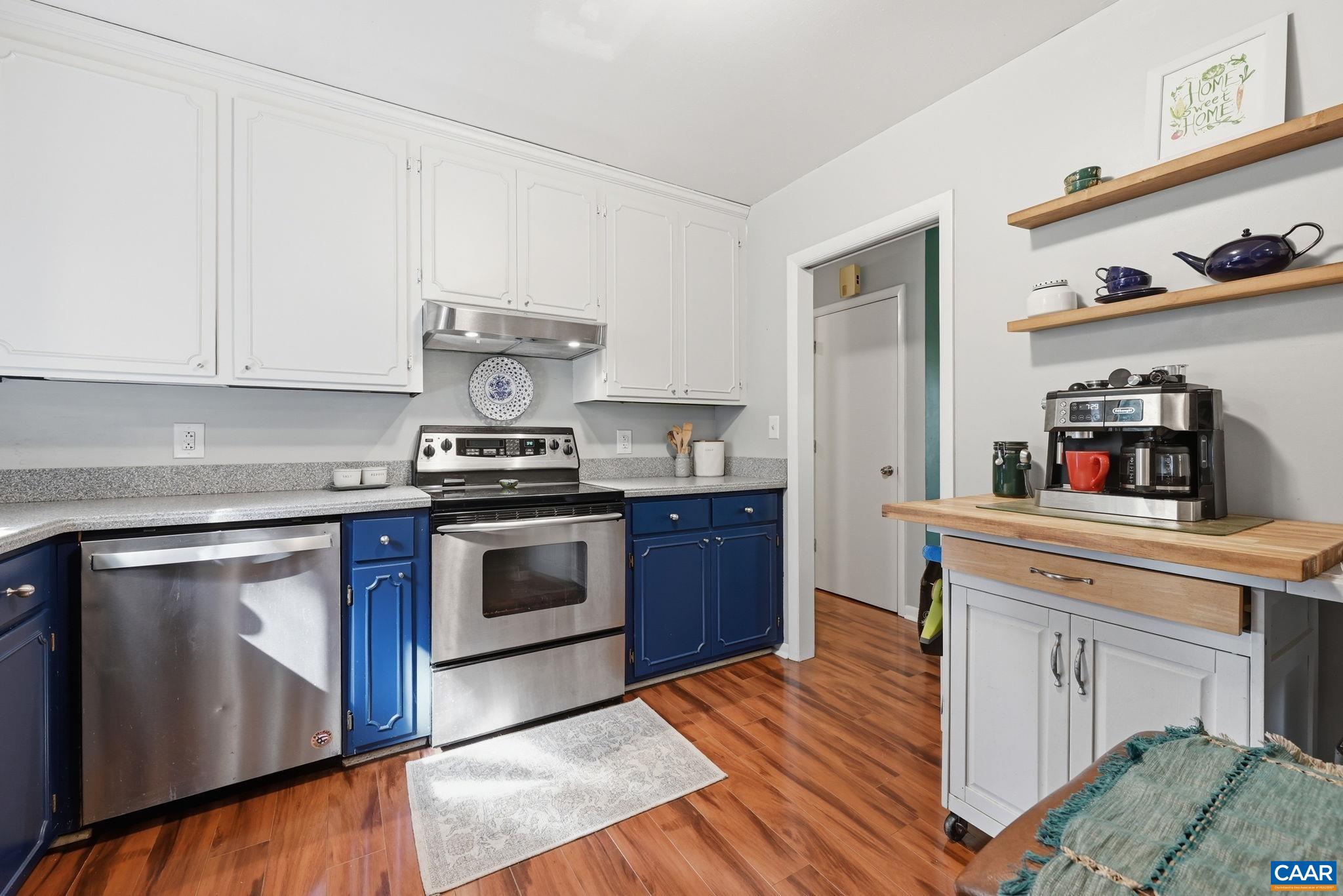 539 WOODMONT DR
