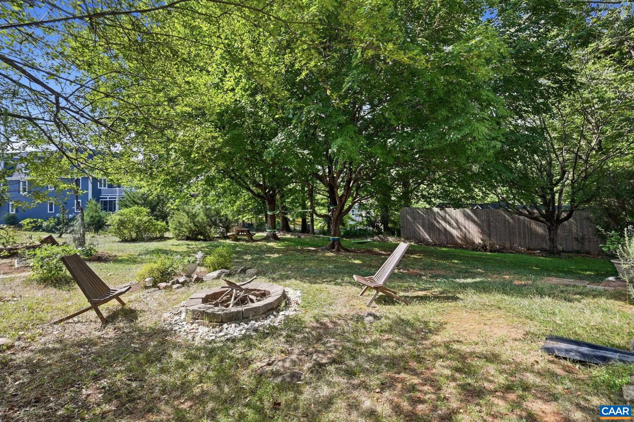 539 WOODMONT DR