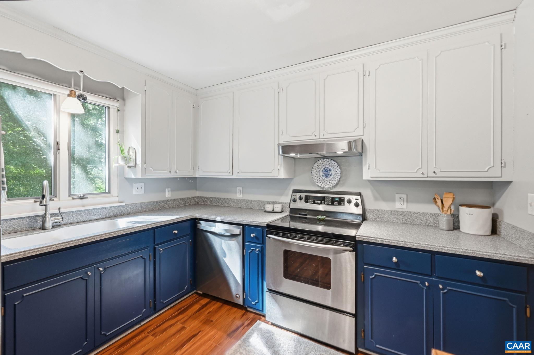 539 WOODMONT DR