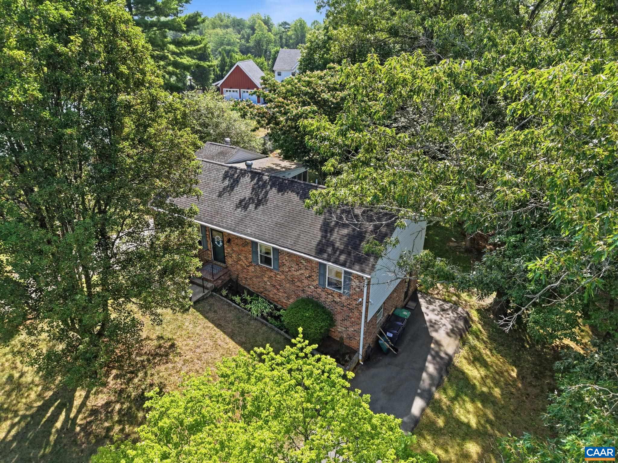 539 WOODMONT DR