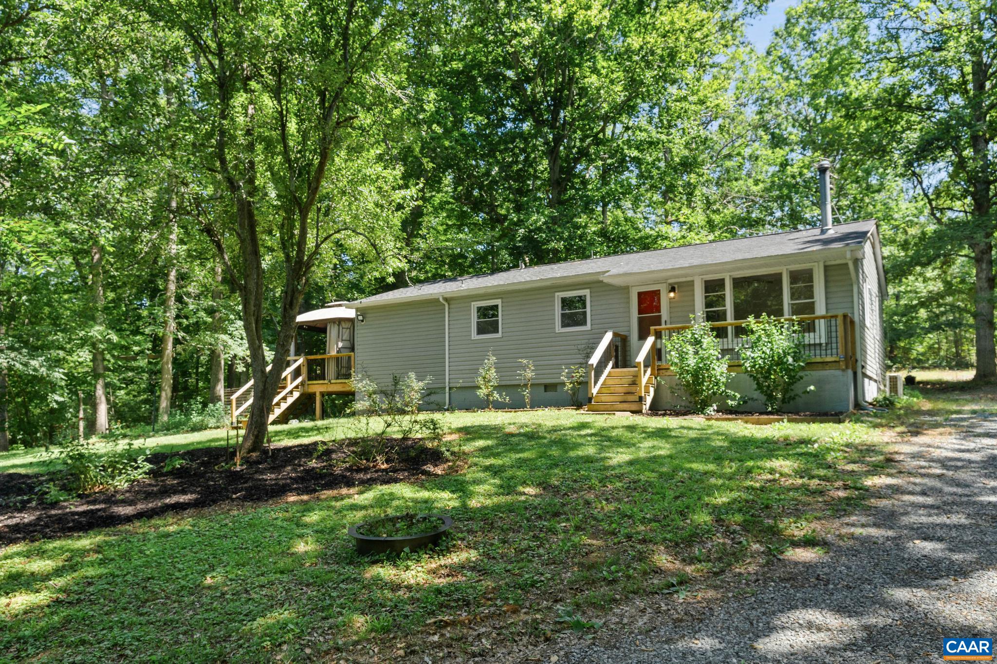 2257 COLUMBIA RD