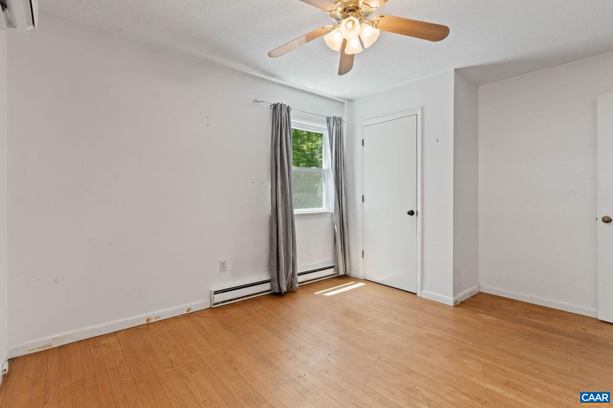 2257 COLUMBIA RD