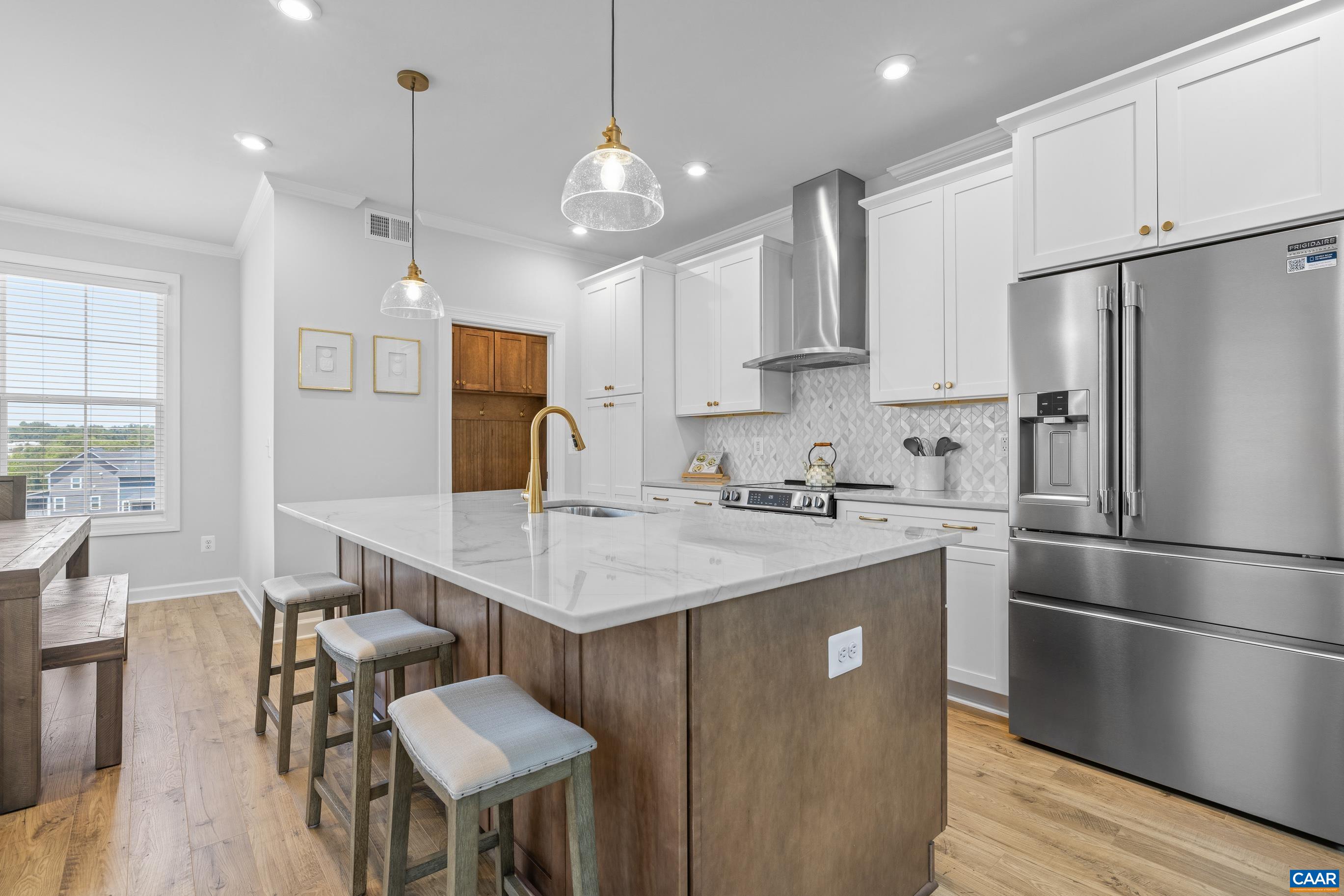 3223 THICKET RUN DR