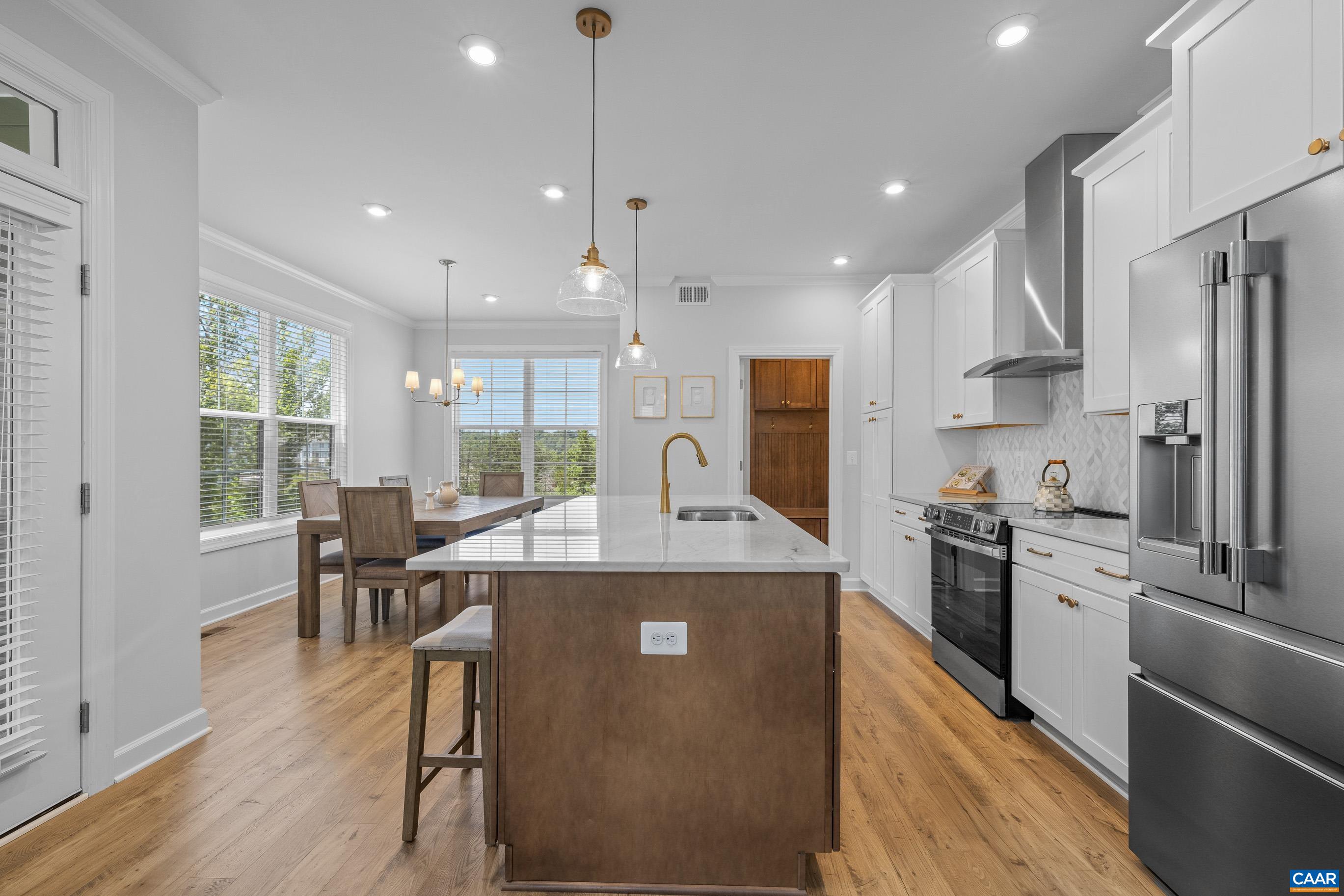 3223 THICKET RUN DR