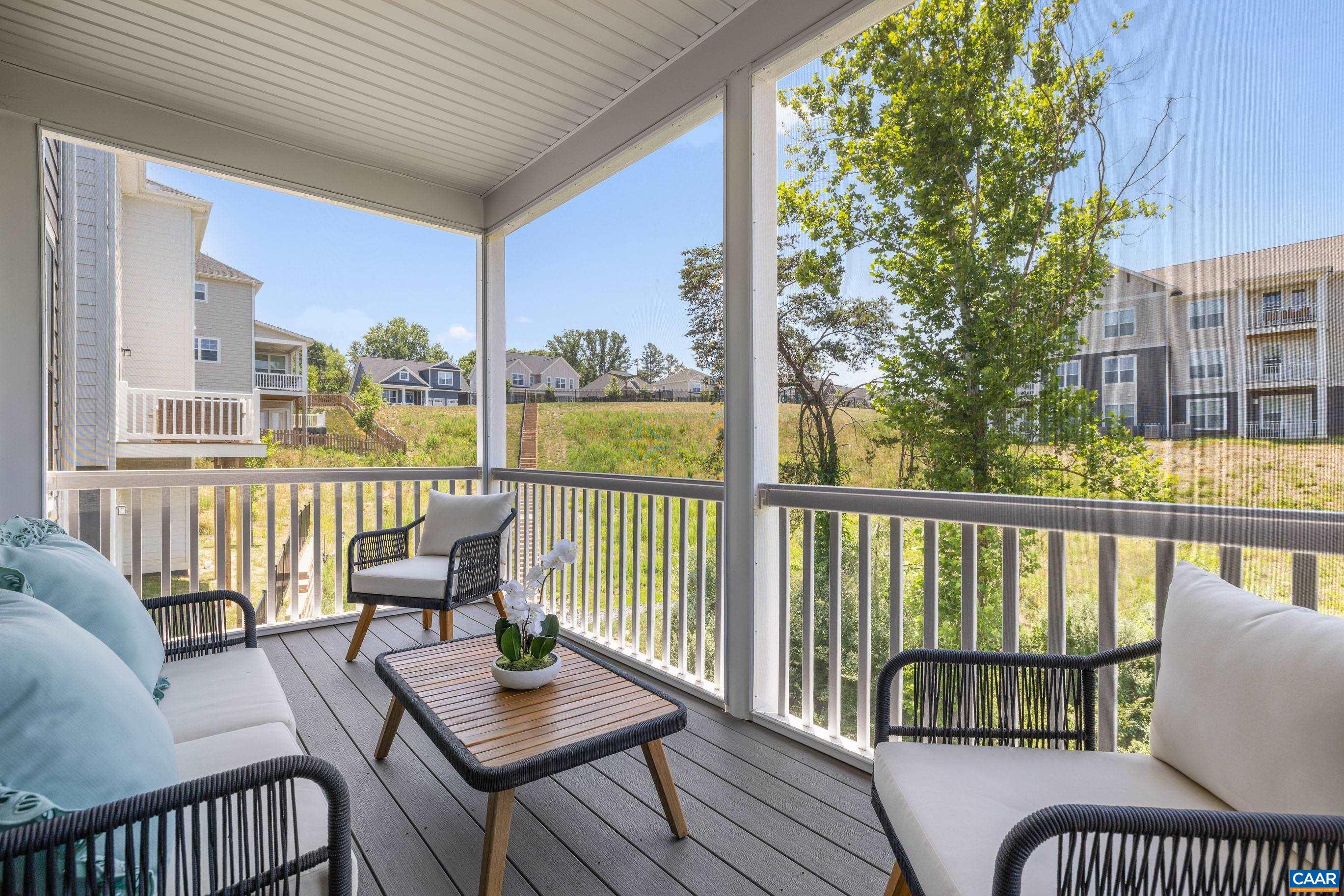 3223 THICKET RUN DR