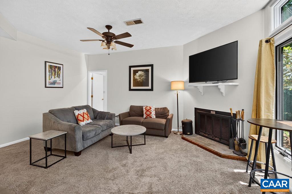 730 LAURELWOOD CONDOS