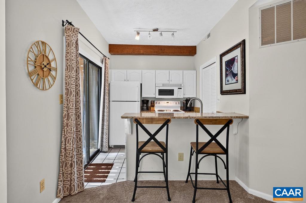 730 LAURELWOOD CONDOS