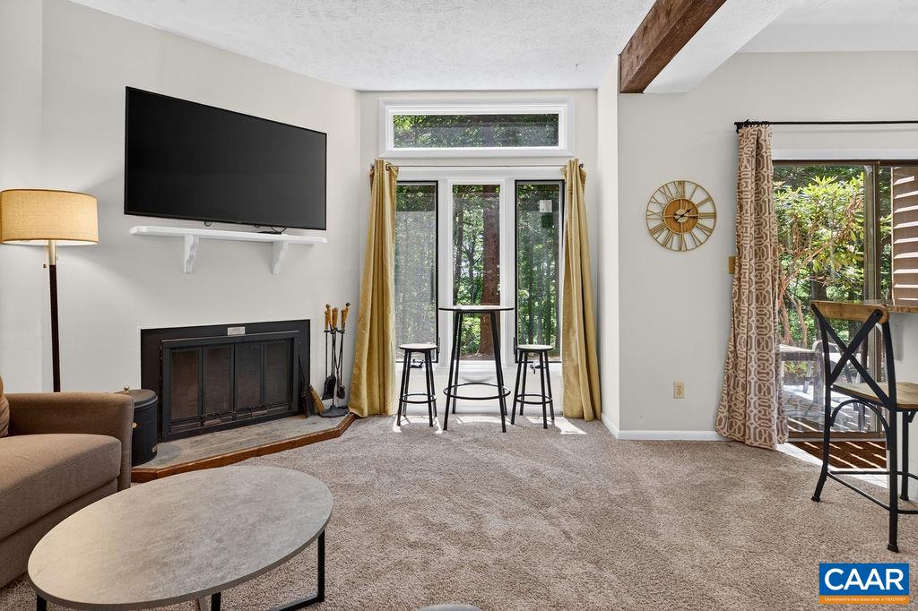 730 LAURELWOOD CONDOS