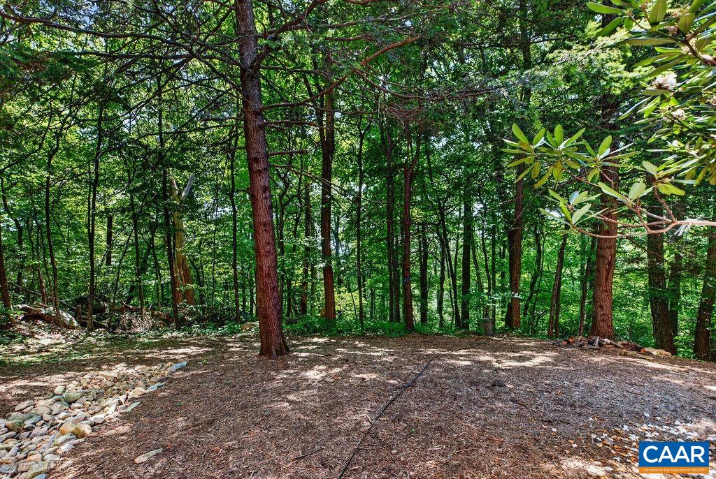 730 LAURELWOOD CONDOS