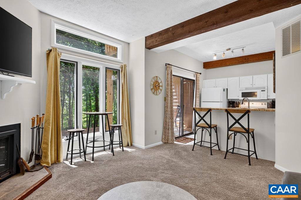 730 LAURELWOOD CONDOS