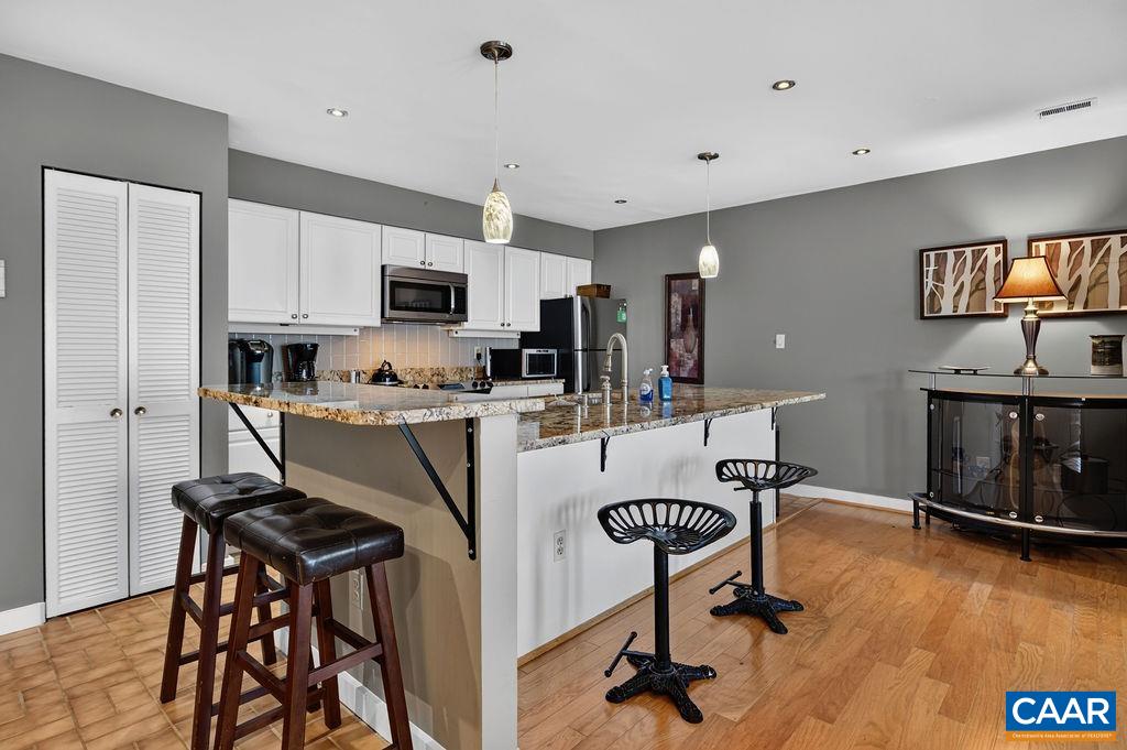 1505 CLIFFS CONDOS