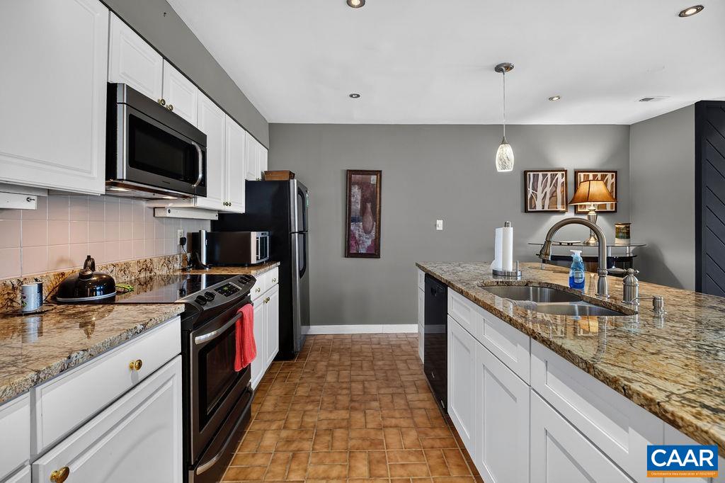 1505 CLIFFS CONDOS