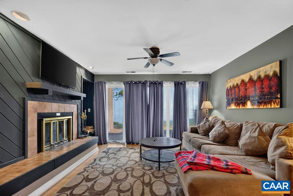 1505 CLIFFS CONDOS