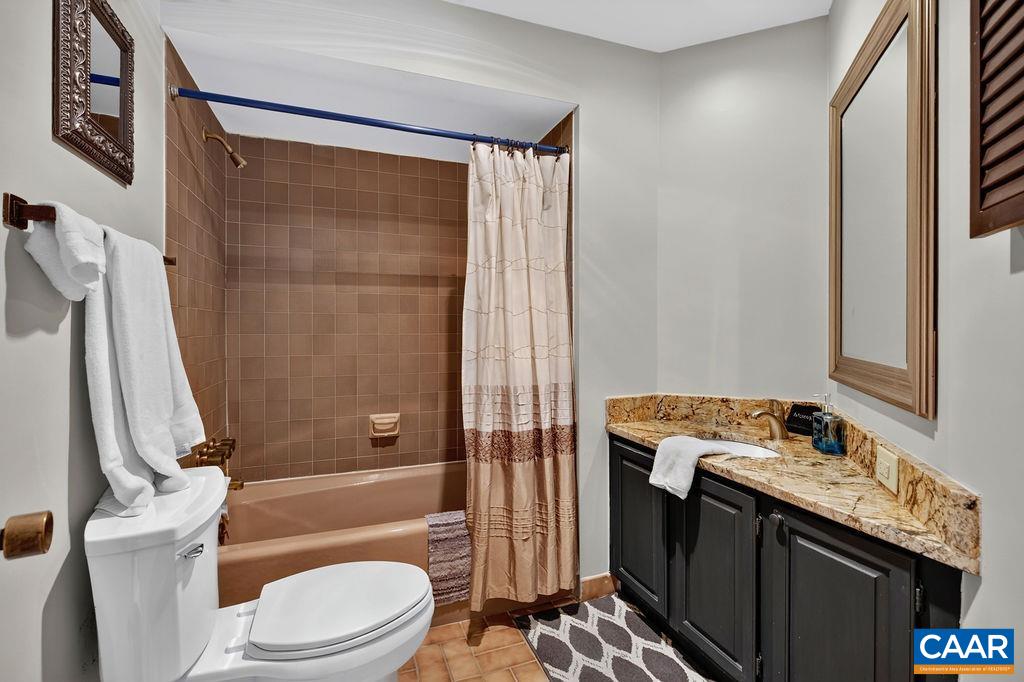 1505 CLIFFS CONDOS