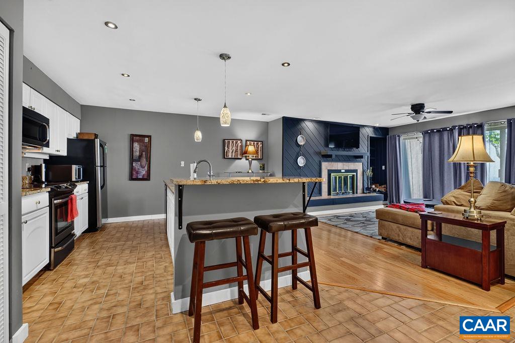 1505 CLIFFS CONDOS