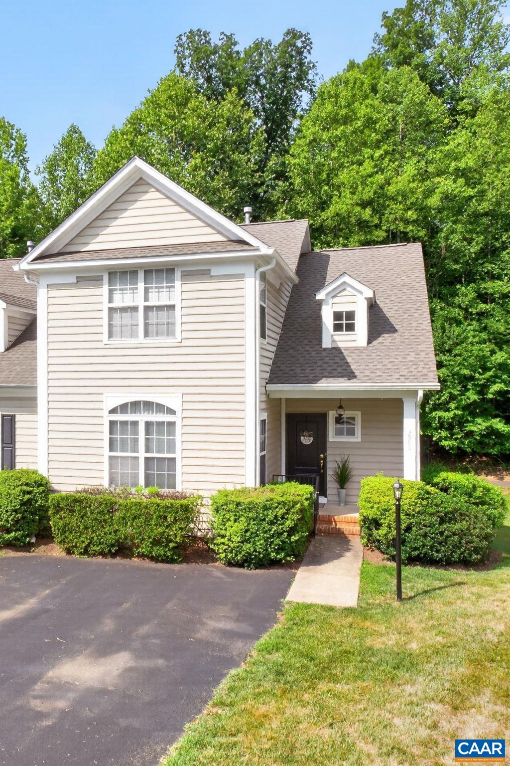 2590 RAVENSCROFT WAY