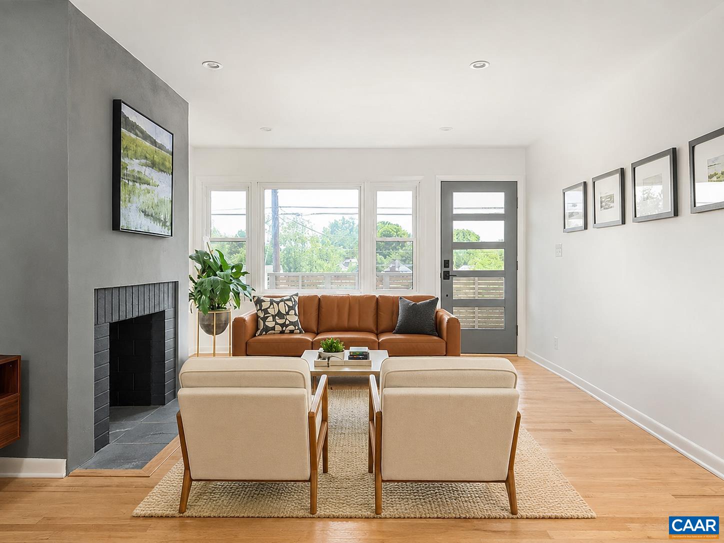 1007 SAINT CLAIR AVE