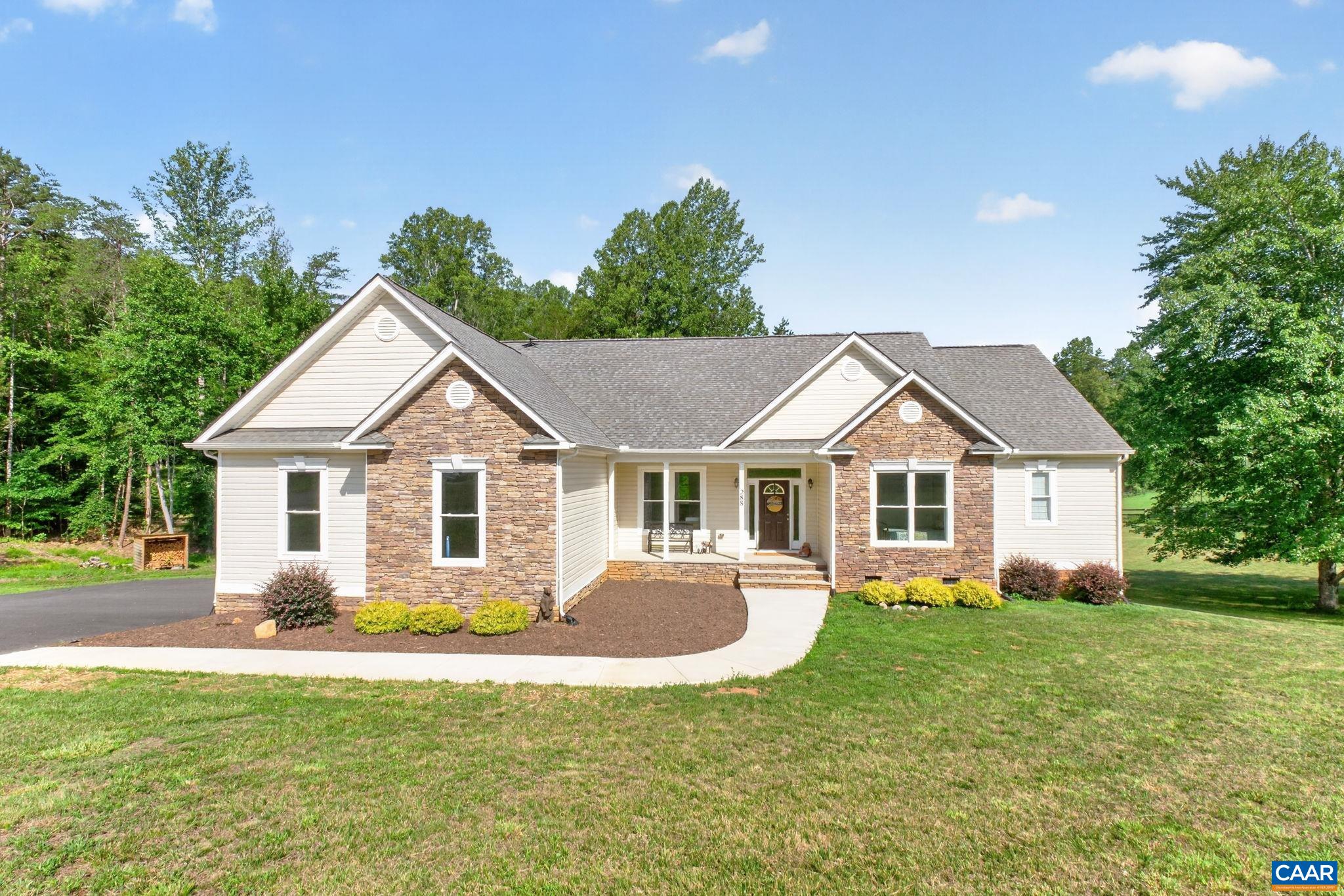 288 DAWSONVILLE RD