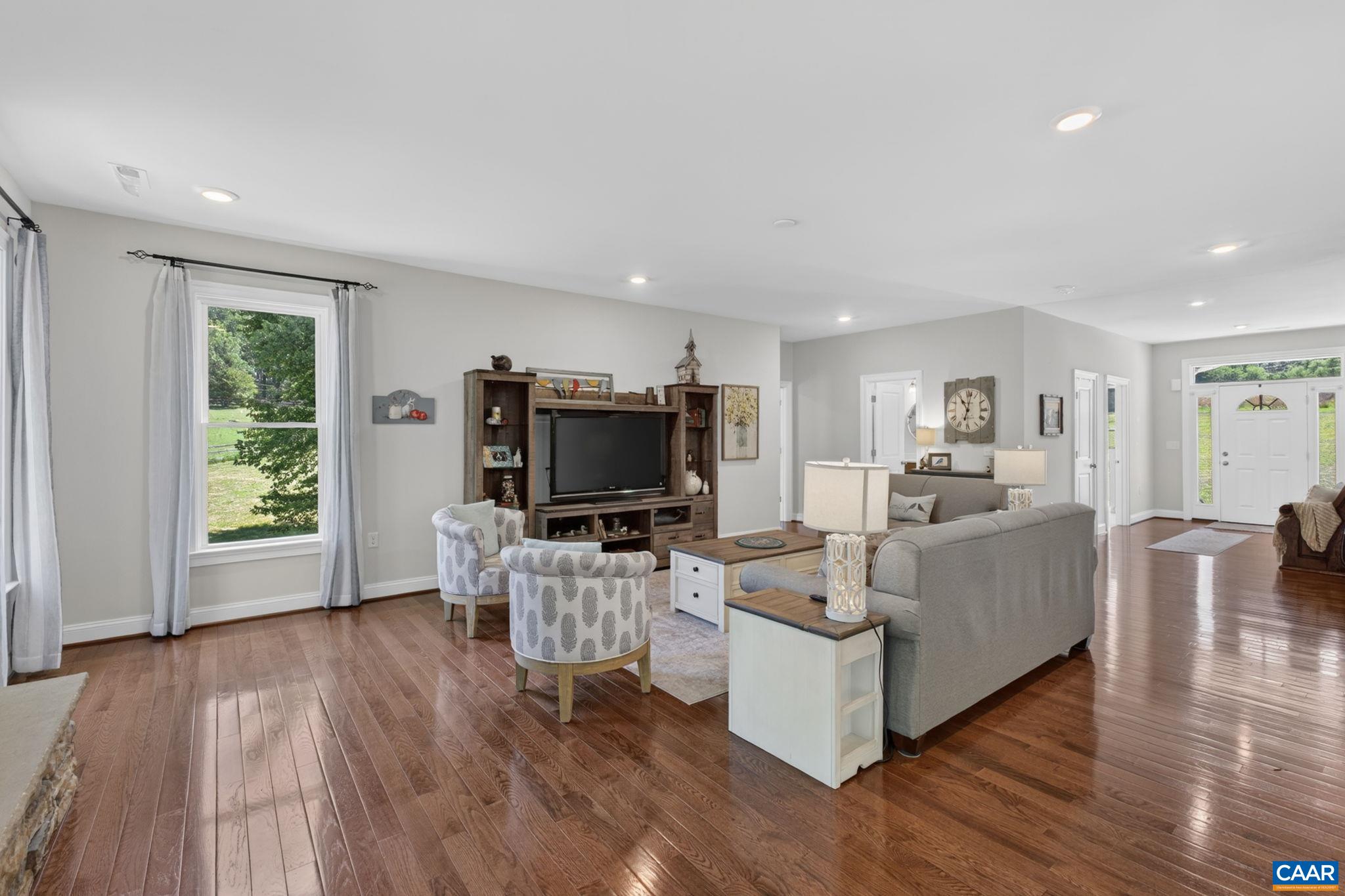 288 DAWSONVILLE RD